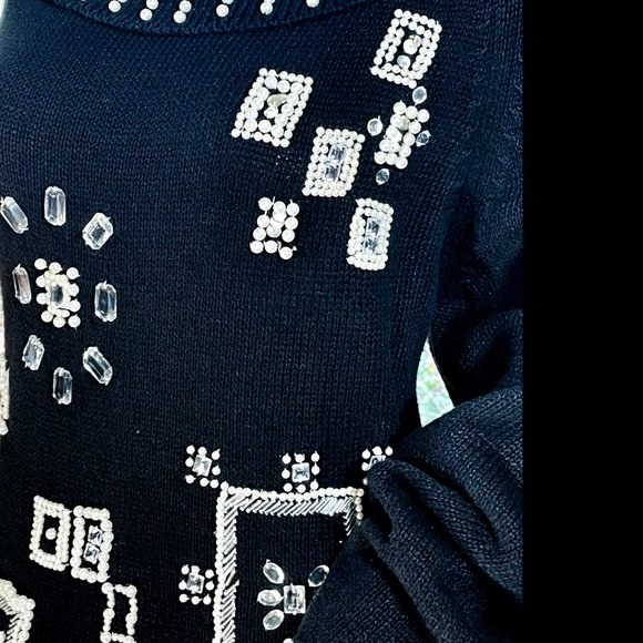 ⭐HP(X4)⭐VTG▪️VICTORIA HARBOUR▪️Pearl Rhinestone & Bead Embellished Sweater - Picture 5 of 8